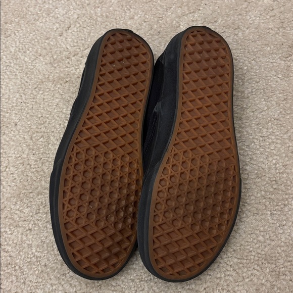 Vans Classic Black Canvas Slip-Ons - Men’s Size 6.5 - Women’s Size 8 - Picture 6 of 6